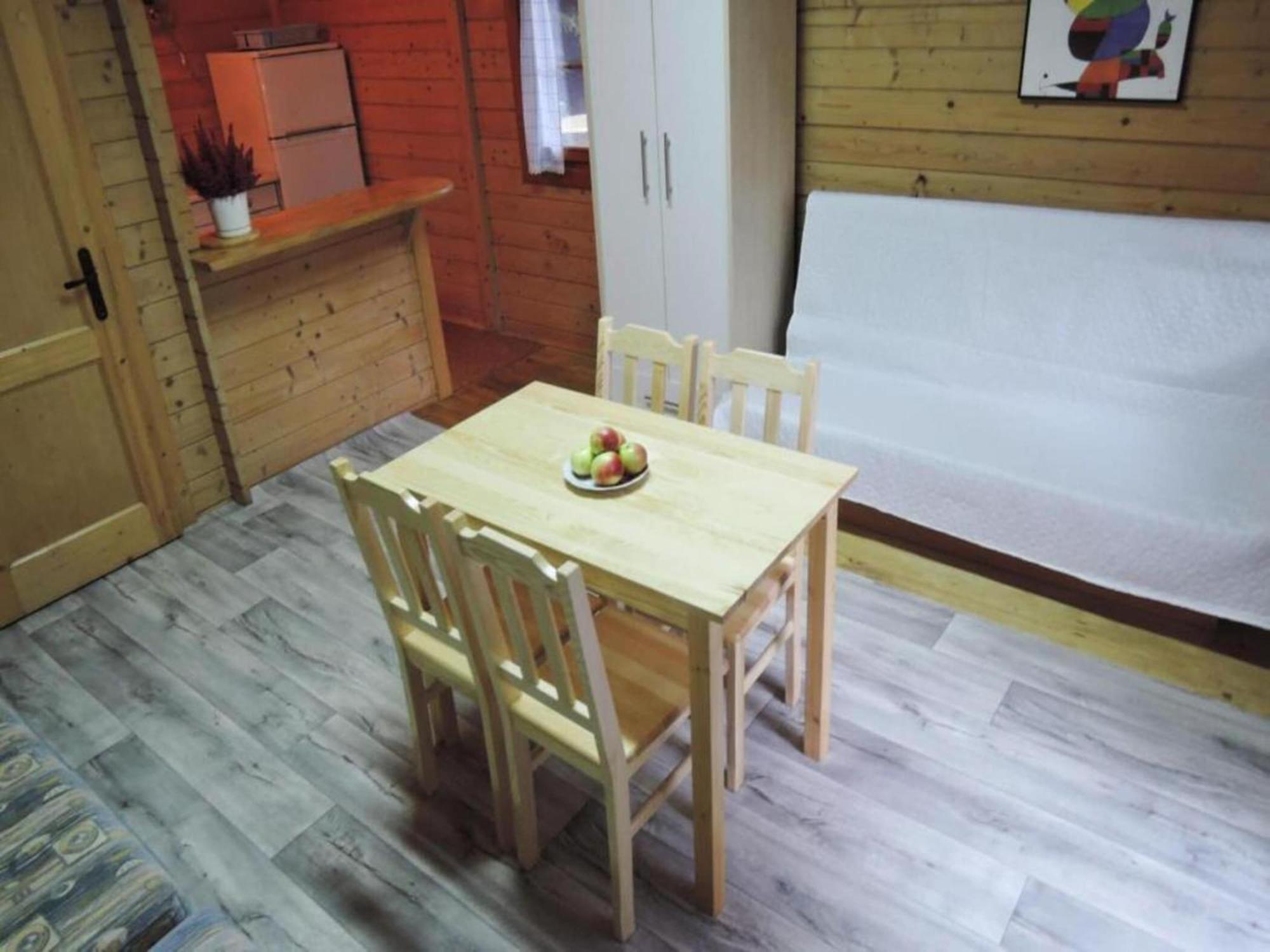 Bungalow In Lubin At 300 M From The Lake Екстер'єр фото