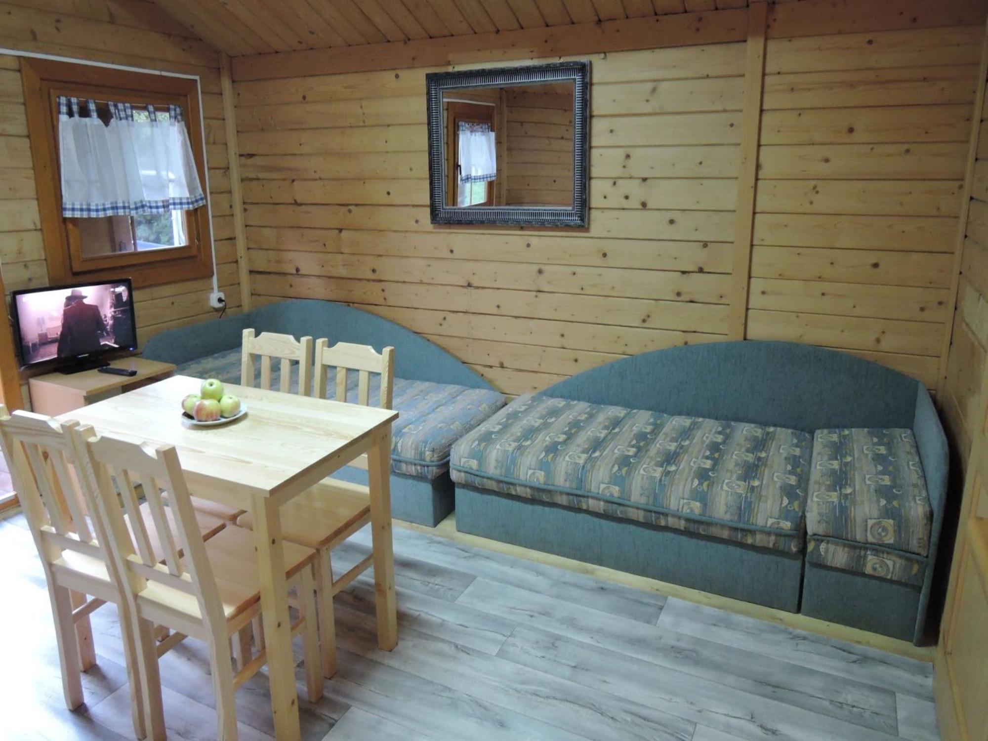 Bungalow In Lubin At 300 M From The Lake Екстер'єр фото